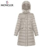 女性必見！MONCLER ダウンジャケット HERMINEの詳細情報